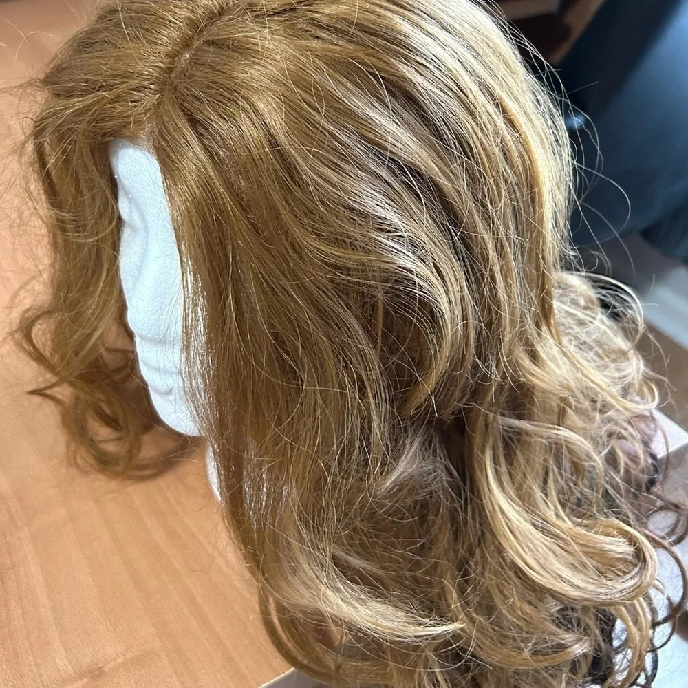New Motown tress wig long curly 2 colors